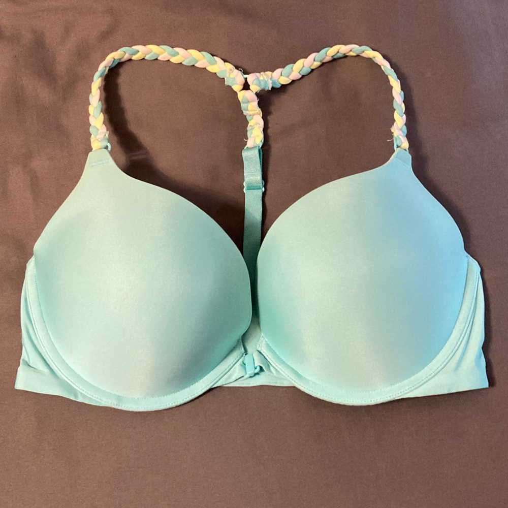 Victorias Secret front close racer back push-up bra 34D NWOT